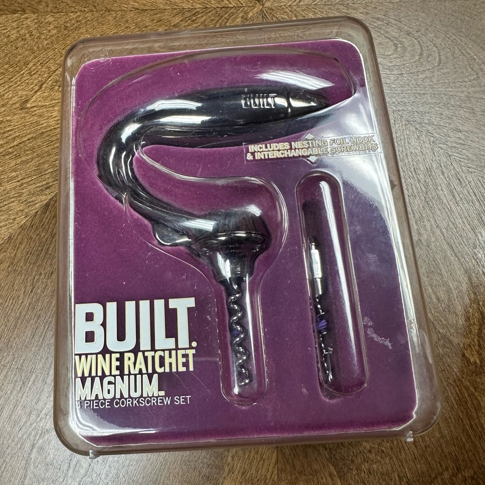 BUILT WINE RATCHET MAGNUM 4-PIECE Corkscrew SET With Interchangeable Screwbits